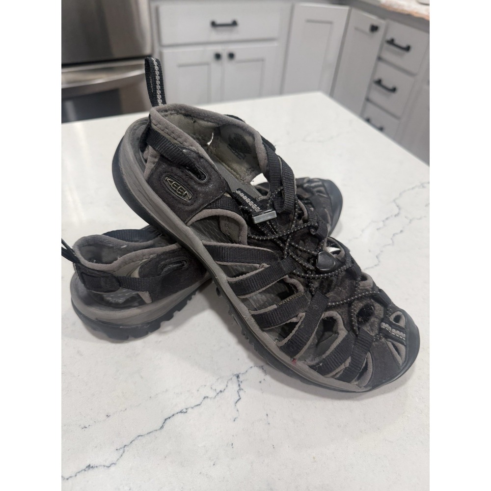 KEEN Women's Newport H2 Sandals Black/Gray Hiking Outdoor Sandal Size 8